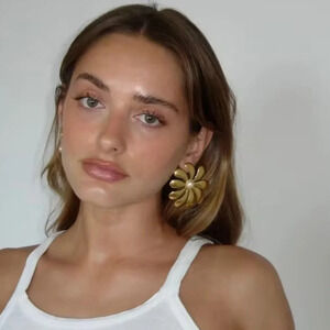 Anthropologie Flower Pearl 18K Gold Stainless Steel Waterproof Earrings